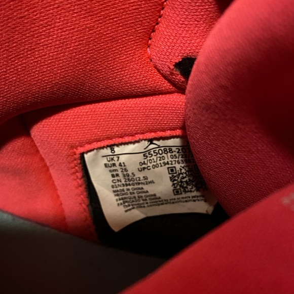 Jordan 1 Tokyo BioHack - Picture 6 of 6